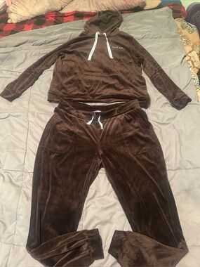 Hale Bob 2 Piece Sweatsuit | XL | Cozy | Suede-like Texture | Rich Brown Color 🤎